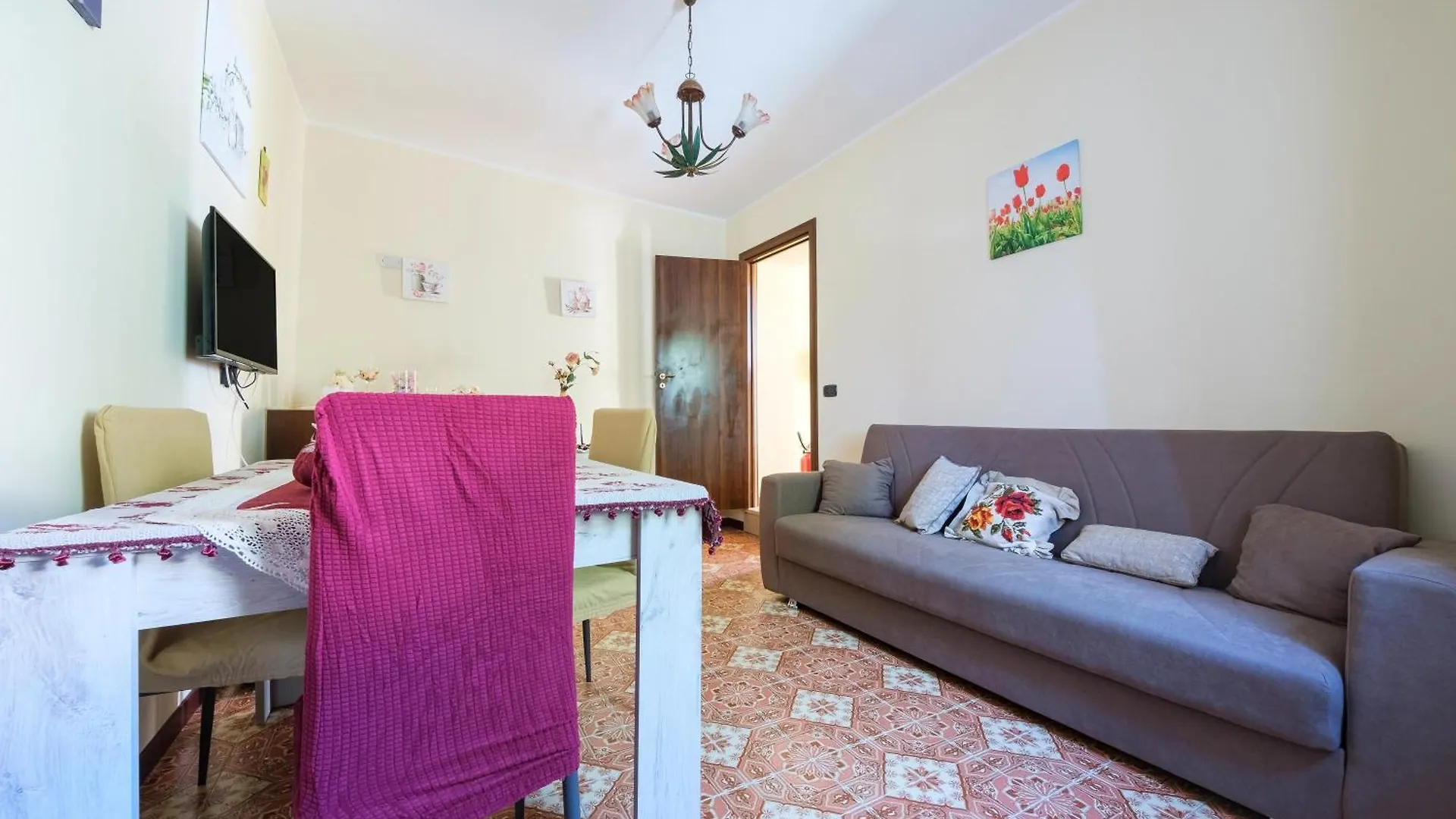 Holiday Home Tommaso E Martina Savoca Italy