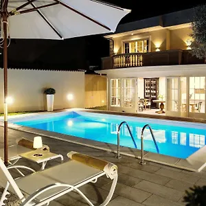Lemon House Bed & Breakfast